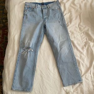 GAP | cheeky straight stretchy distressed jeans | 10/30
